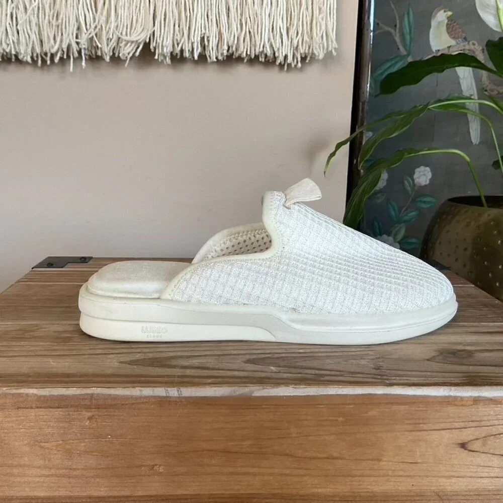 Museum of Peace & Quiet x Lusso Cloud Pelli Bone/Off White Slipper Mules Size 8